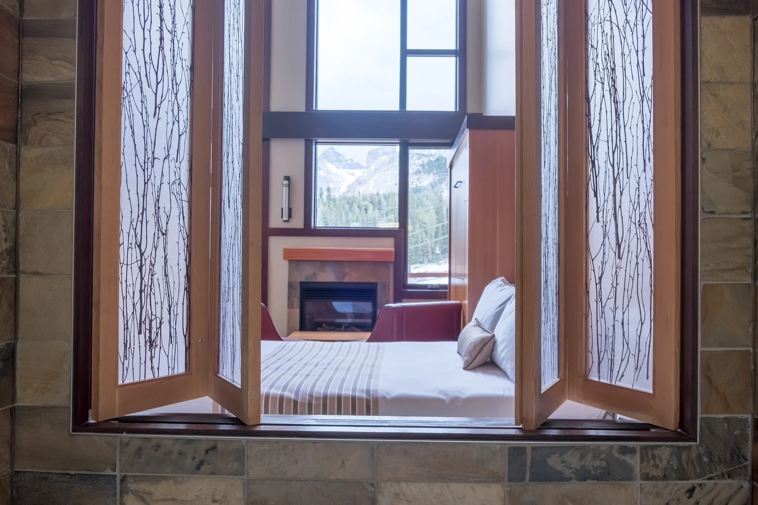 Sunshine Mountain Lodge